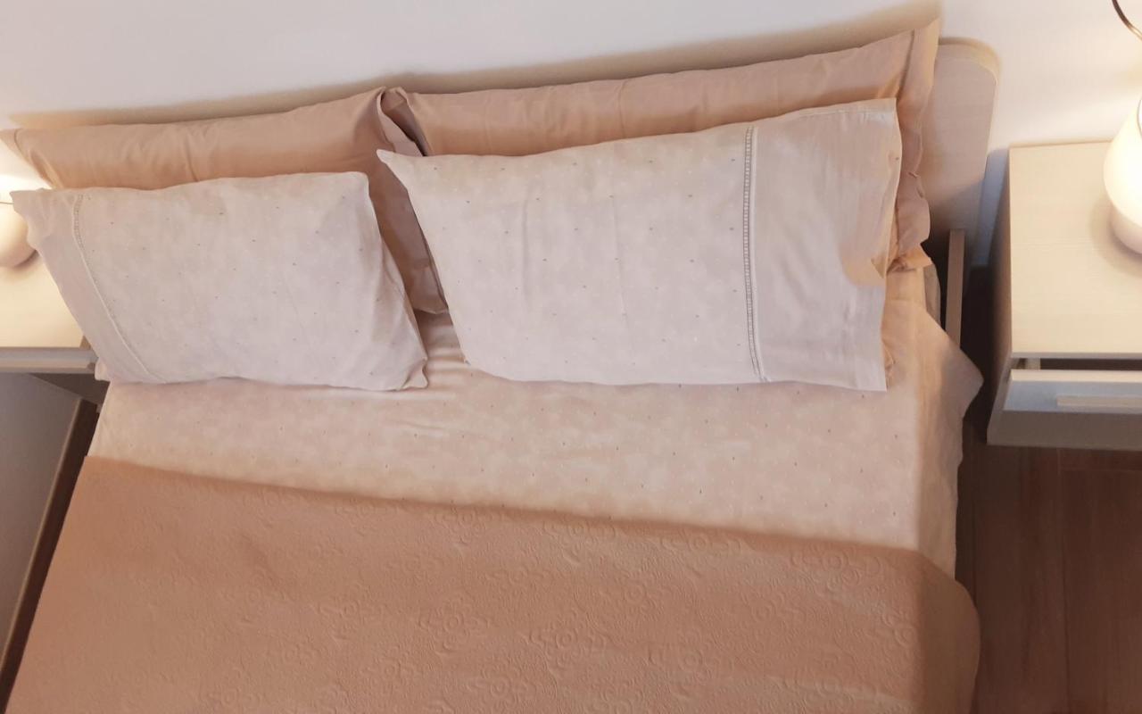 Al Pez Exclusive Rooms Олбия Екстериор снимка