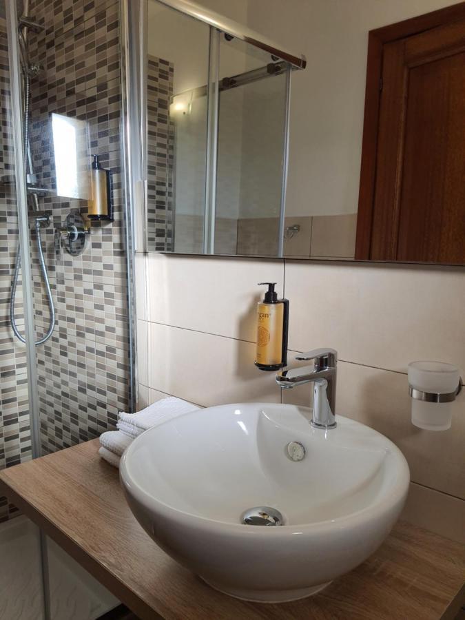 Al Pez Exclusive Rooms Олбия Екстериор снимка